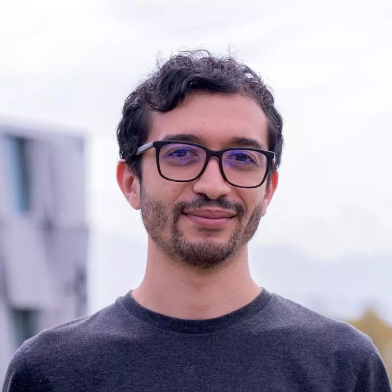 A portrait photo of Chiheb Ben Mahmoud 