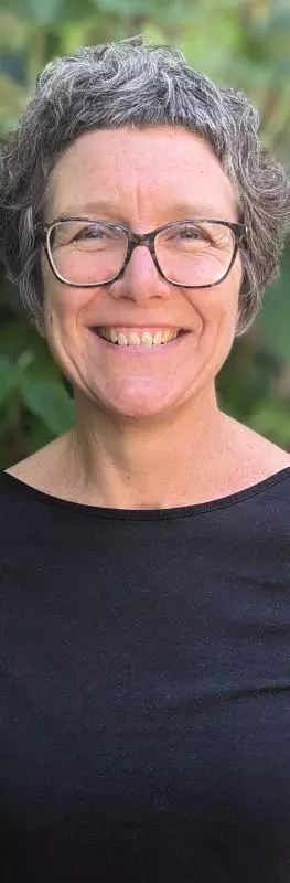 Dr Jo Begbie
